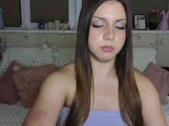 live cam to cam KisaPurr