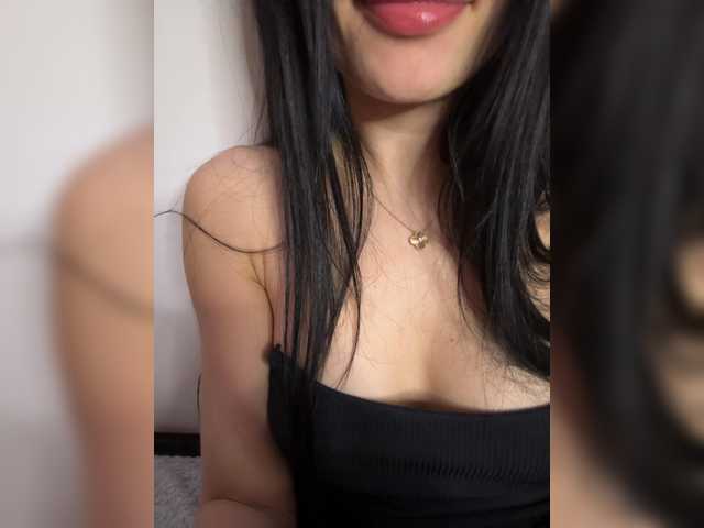-little--minxxx-'s BongaCams show and profile