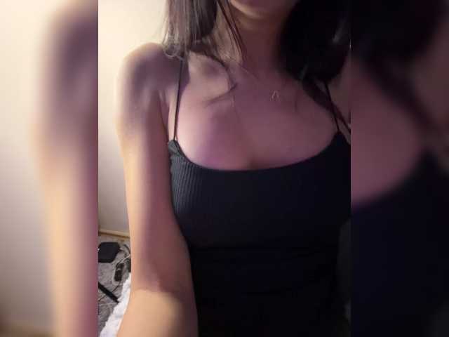 -little--minxxx-'s BongaCams show and profile