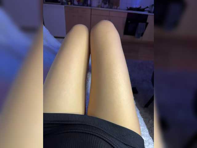 -little--minxxx-'s BongaCams show and profile