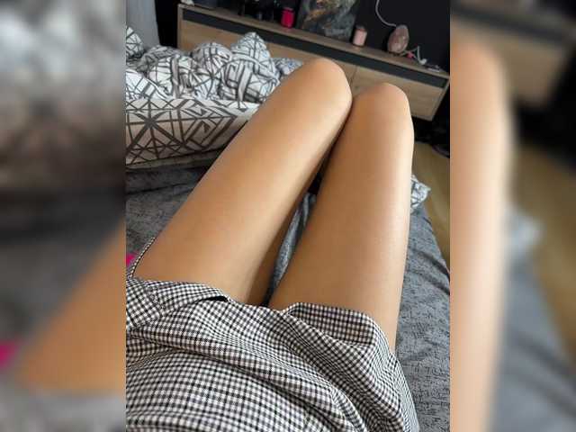 -little--minxxx-'s BongaCams show and profile