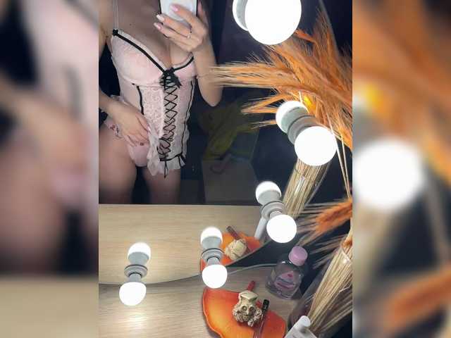 -little--minxxx-'s BongaCams show and profile