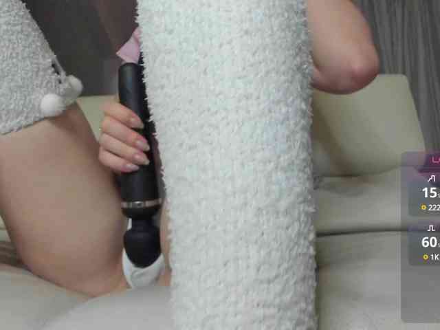 -little--minxxx- Live Webcam on BongaCams