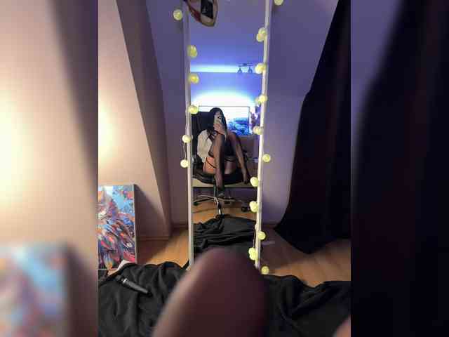 -little--minxxx- webcam