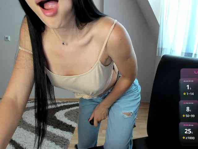 -little--minxxx- webcam