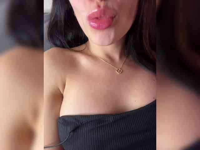 anonymous chatroom -little--minxxx-