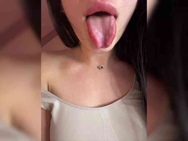 -little--minxxx- webcam