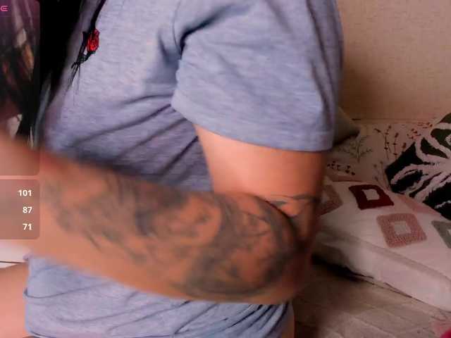 reyniri's BongaCams show and profile