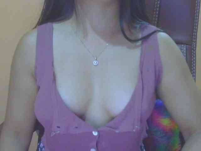 Cherry-bee Live Webcam on BongaCams Cherry-bee Live Webcam on BongaCams