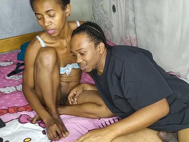 AmelieAndJames0919's BongaCams show and profile