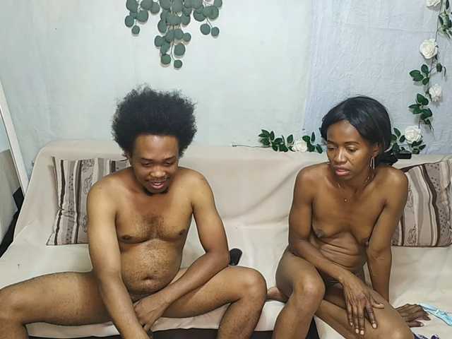 AmelieAndJames0919's BongaCams show and profile