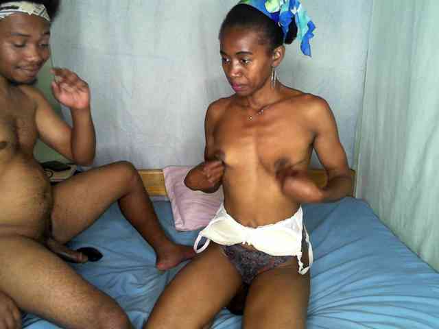 AmelieAndJames0919 webcam