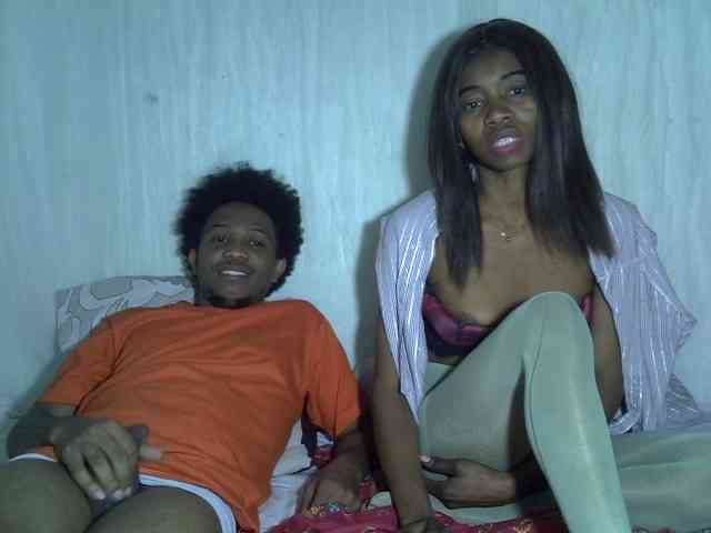 AmelieAndJames0919 webcam