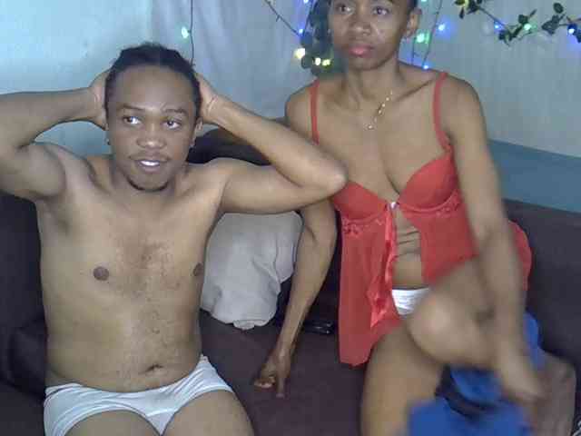 AmelieAndJames0919 webcam