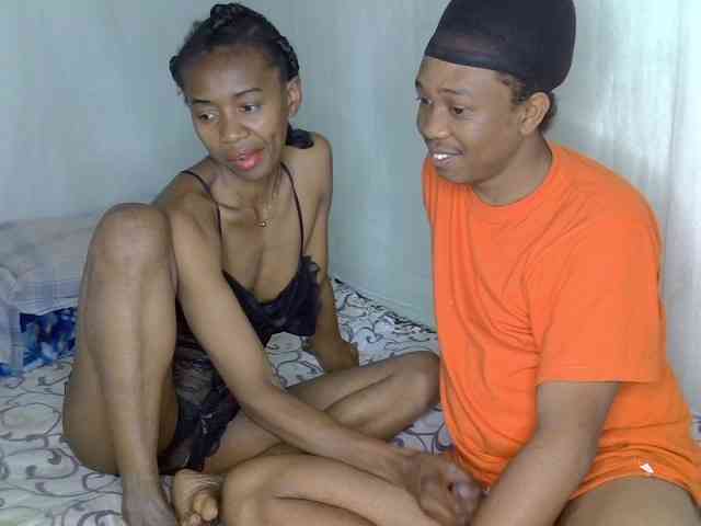 AmelieAndJames0919 webcam