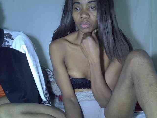 AmelieAndJames0919 webcam