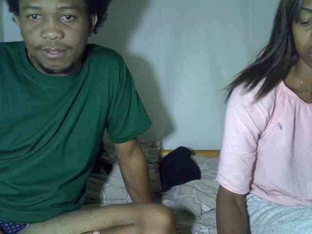 AmelieAndJames0919 webcam