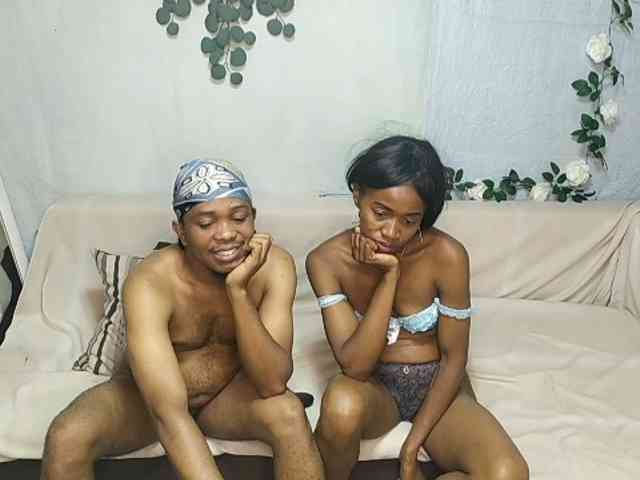 AmelieAndJames0919 webcam