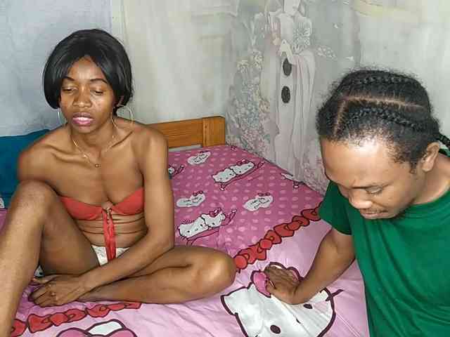 AmelieAndJames0919 webcam