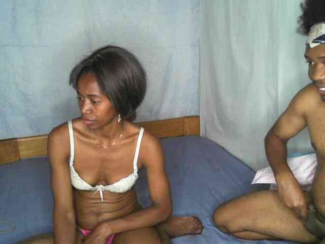 AmelieAndJames0919 webcam