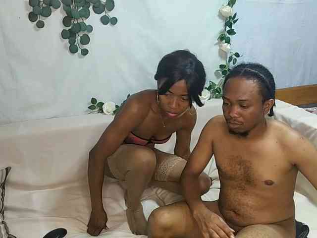 AmelieAndJames0919 webcam