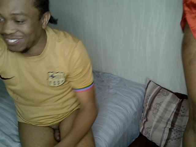 AmelieAndJames0919 webcam