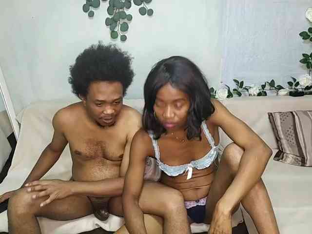 AmelieAndJames0919 webcam