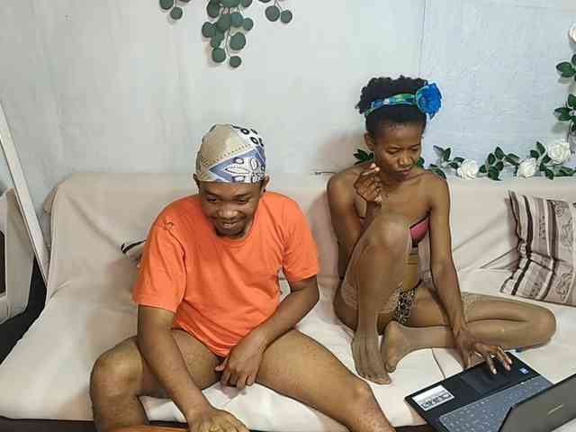 AmelieAndJames0919 webcam