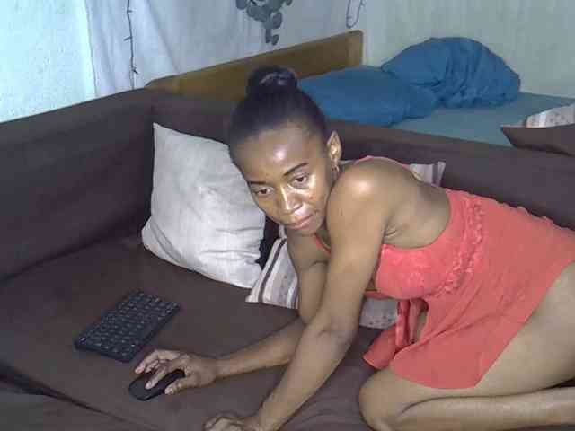 AmelieAndJames0919 webcam