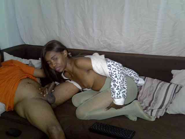 AmelieAndJames0919 webcam