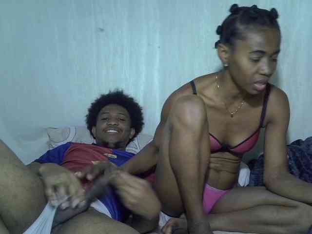 AmelieAndJames0919 webcam