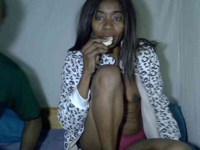 AmelieAndJames0919 webcam