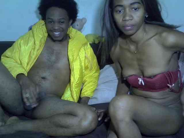 AmelieAndJames0919 webcam
