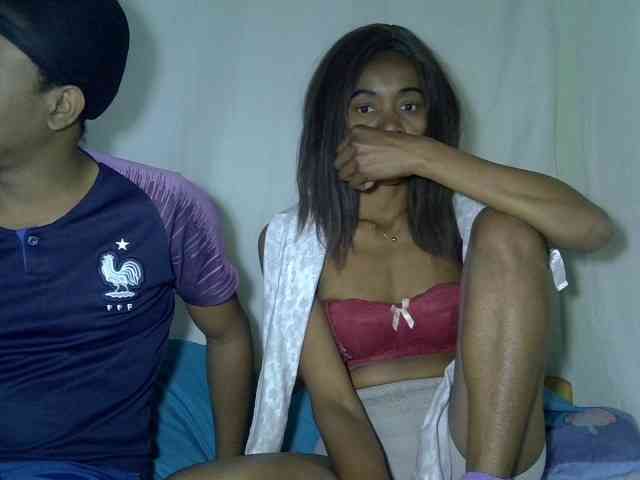 AmelieAndJames0919 webcam