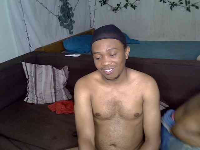 AmelieAndJames0919 webcam