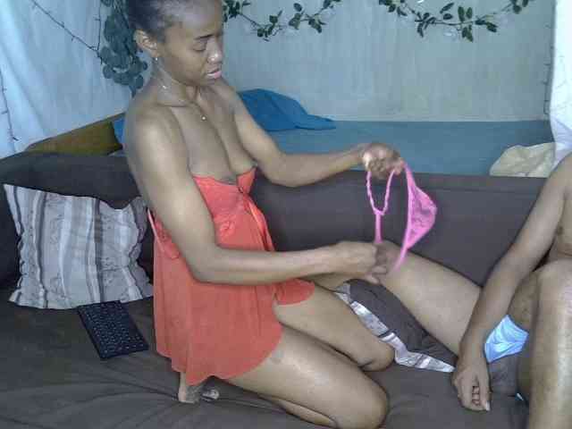 AmelieAndJames0919 webcam