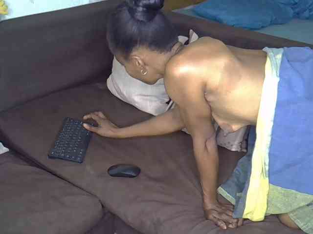 AmelieAndJames0919 webcam