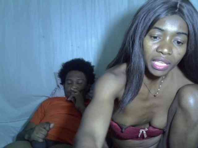 AmelieAndJames0919 webcam