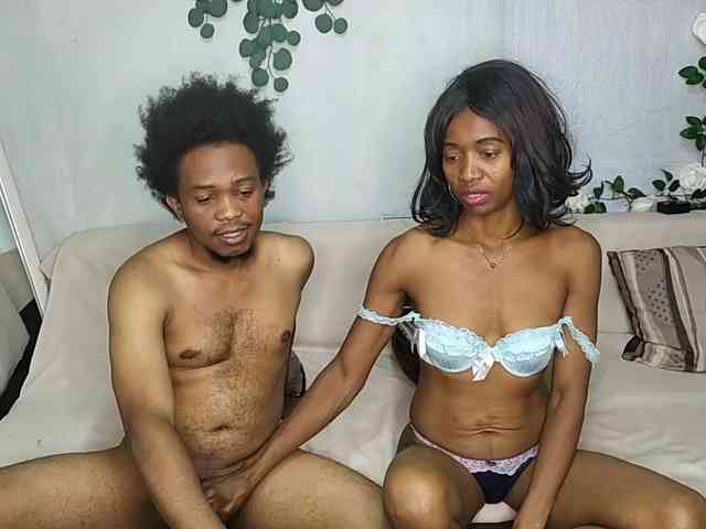 AmelieAndJames0919 webcam