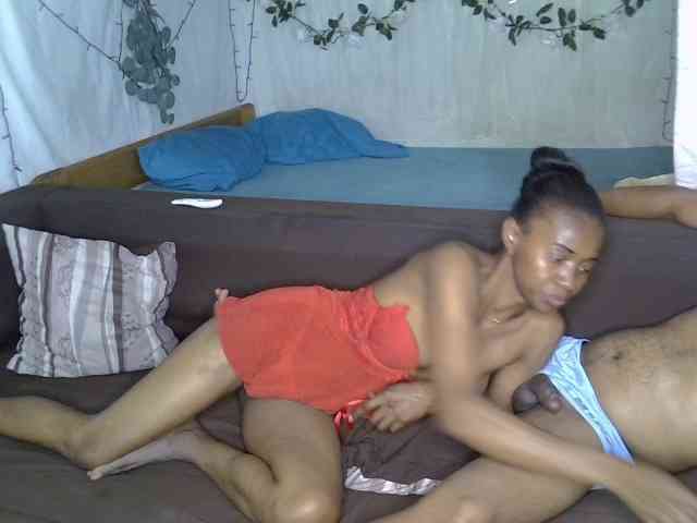 AmelieAndJames0919 webcam