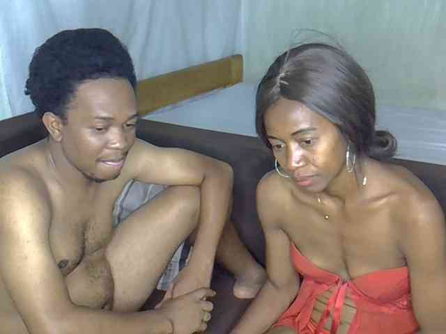 AmelieAndJames0919 webcam