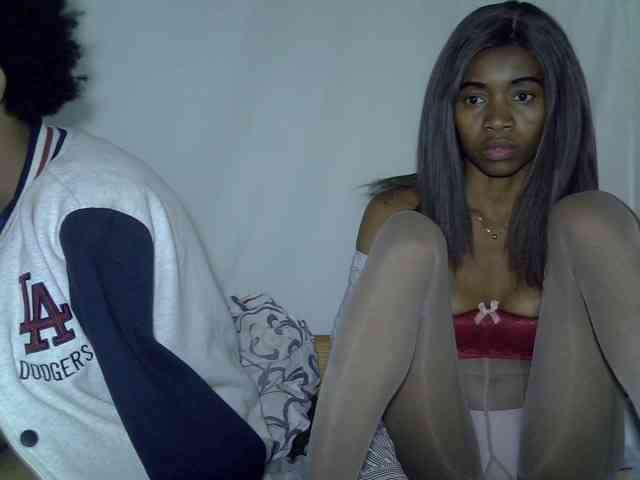 AmelieAndJames0919 webcam
