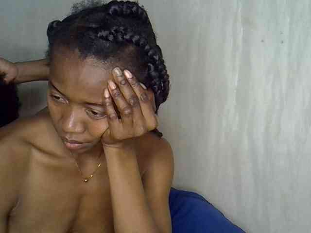 AmelieAndJames0919 webcam