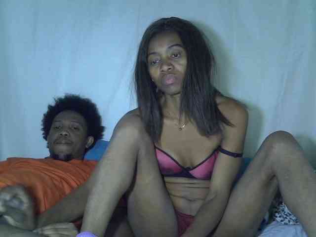 AmelieAndJames0919 webcam