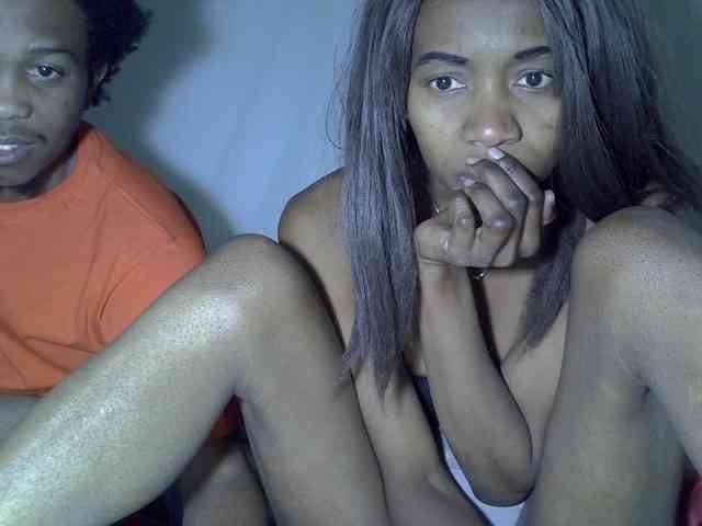 AmelieAndJames0919 webcam