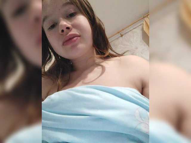 Avocadic22's BongaCams show and profile