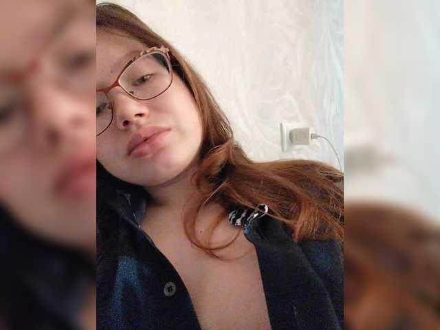 Avocadic22's BongaCams show and profile