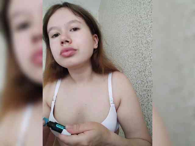 Avocadic22 webcam