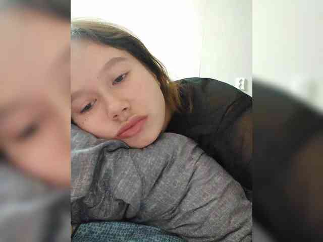 Avocadic22 webcam