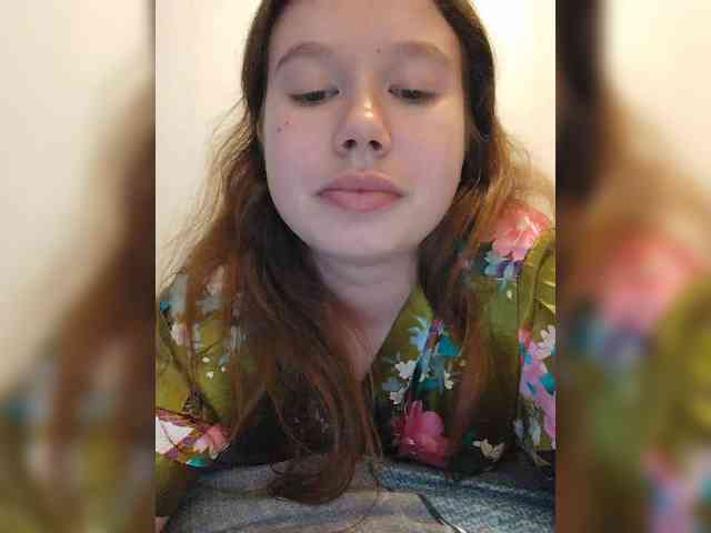 Avocadic22 webcam